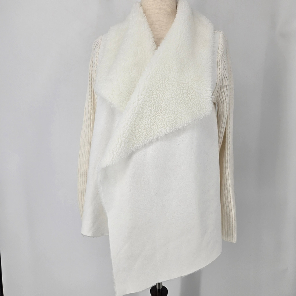 Kate & Sam Ivory Ribbed Sweater with Faux Fur and Knit Details Soft & Cozy Small
